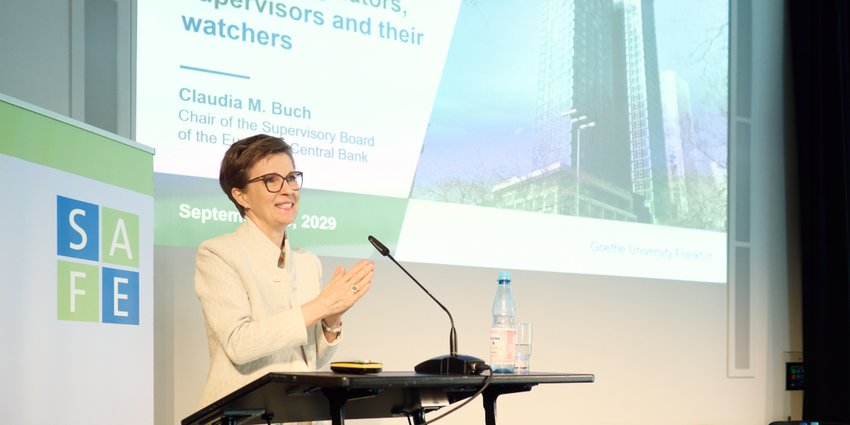 Claudia Buch bei ihrer Keynote auf der 1st Watching European Financial Market Regulation and Supervision Conference